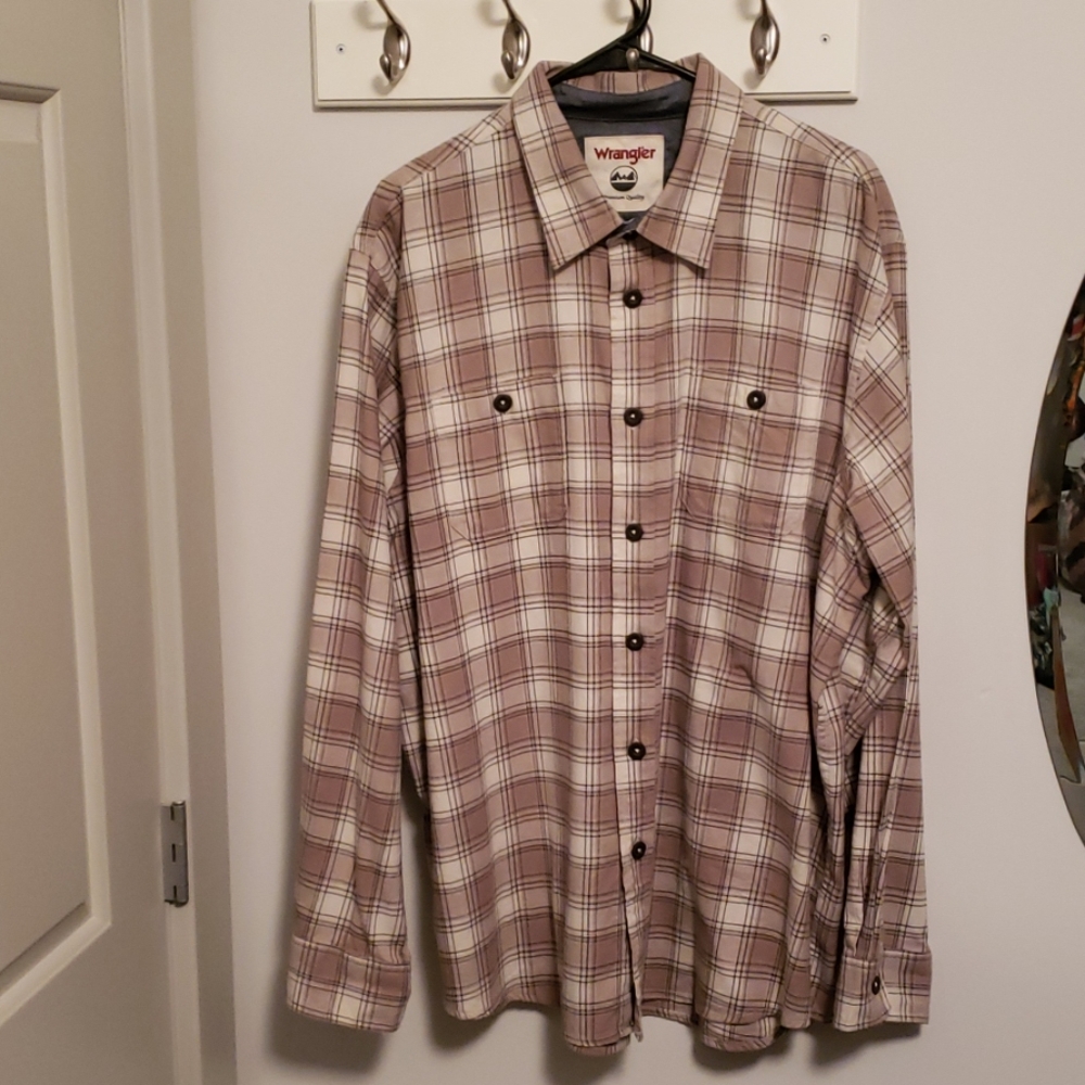 Wrangler Mens Casual Dress Shirt